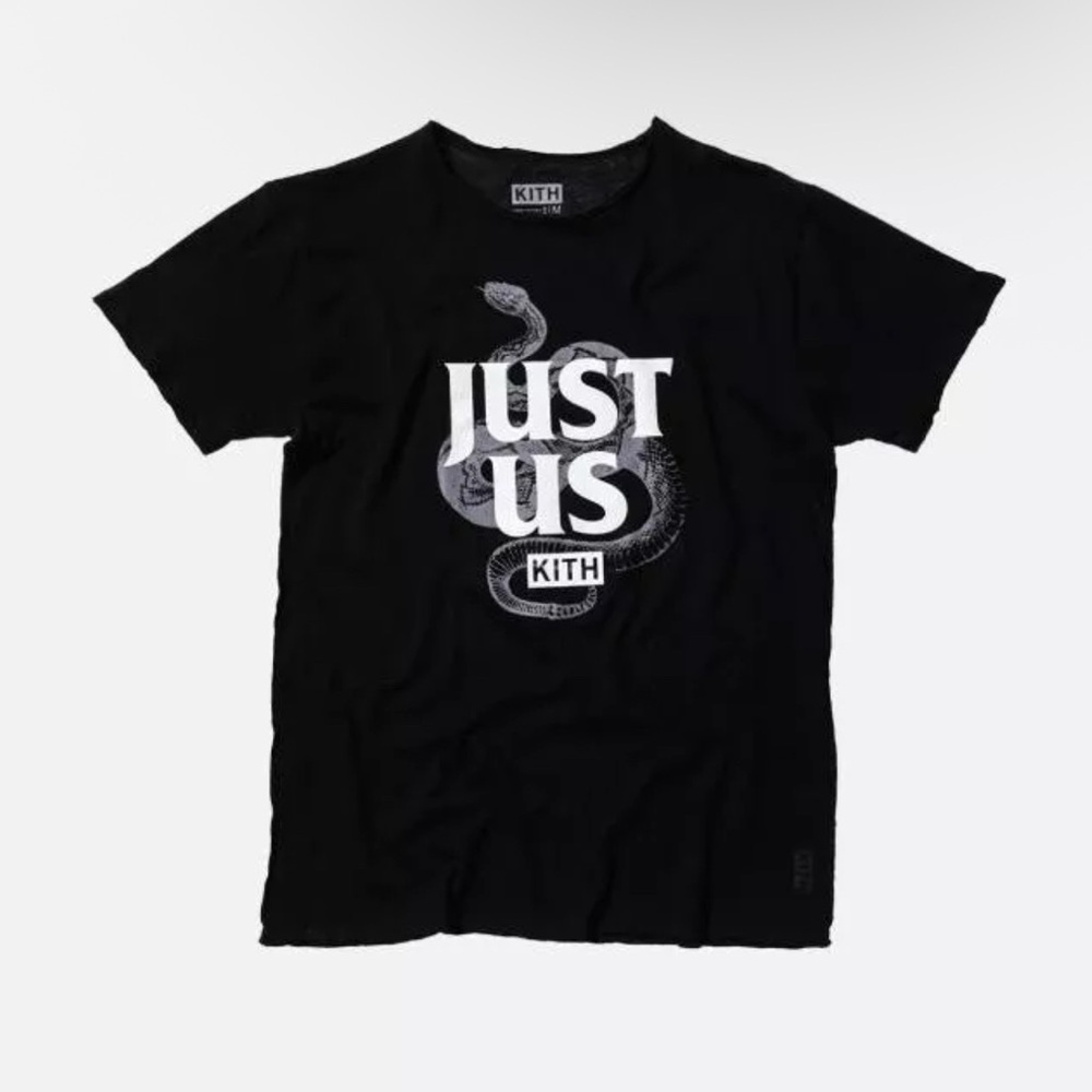 KITH NY Men's Large Black T-Shirt "Just Us " Kith Snake Fray Tee Short-Sleeve